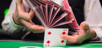 Cum să devii un dealer profesionist de Blackjack